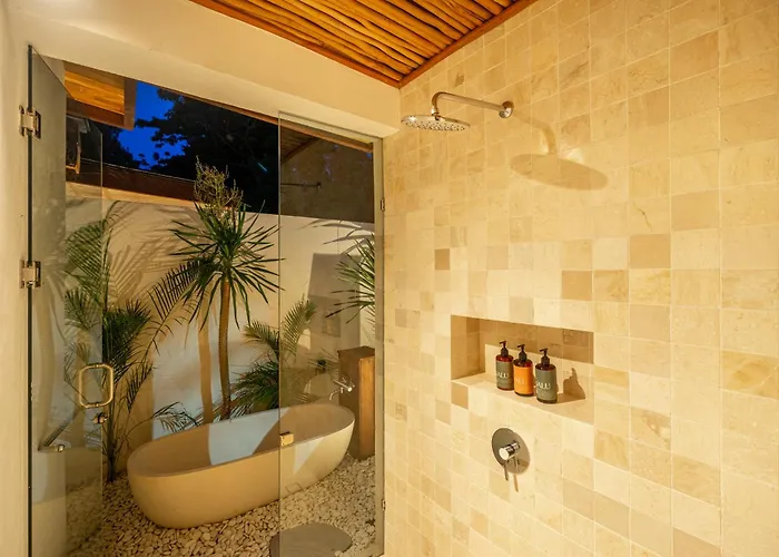 Villa Nalu Uluwatu, Stunning 1 Bedroom Private Pool *